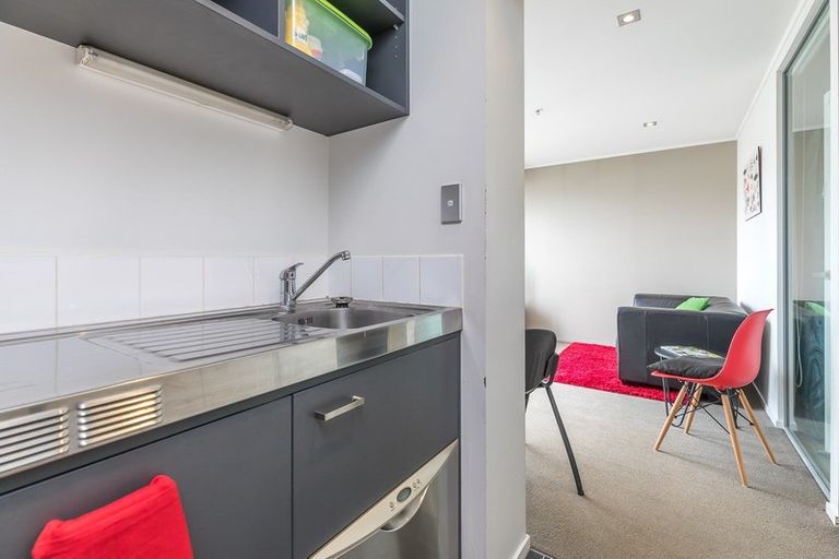 Photo of property in The Volt Apartments, 802/430 Queen Street, Auckland Central, Auckland, 1010