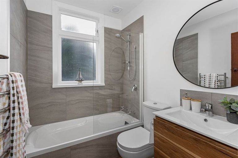 Photo of property in 8 James K Baxter Place, Addington, Christchurch, 8024