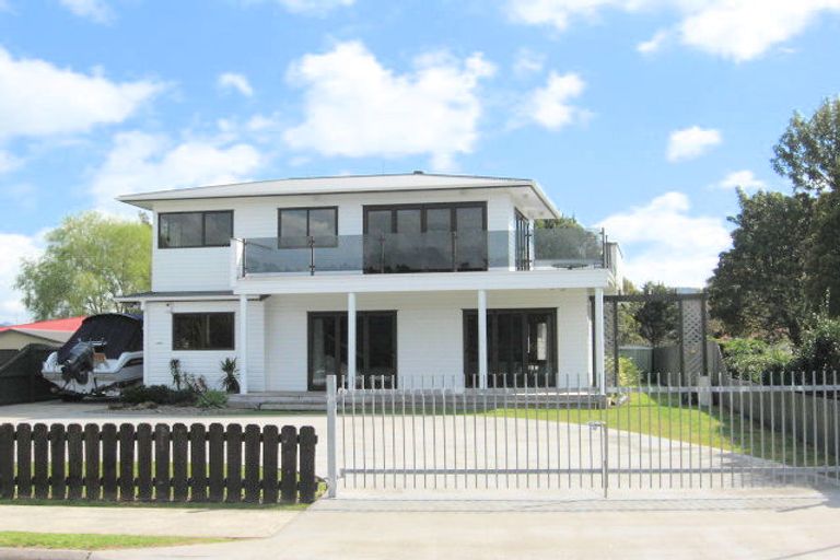 Photo of property in 137a Albert Street, Whitianga, 3510