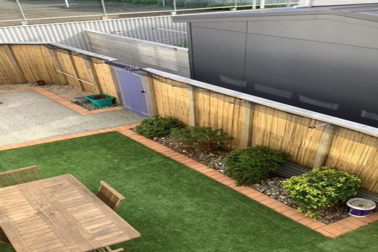 Photo of property in 14 Latimer Way, Petone, Lower Hutt, 5012