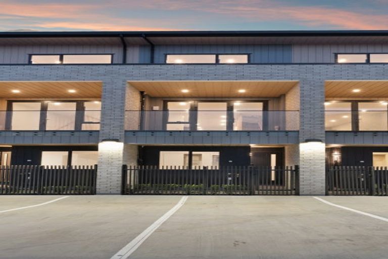 Photo of property in 10/70 Killarney Street, Takapuna, Auckland, 0622