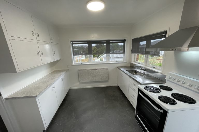 Photo of property in 2/39 Eban Avenue, Hillcrest, Auckland, 0627