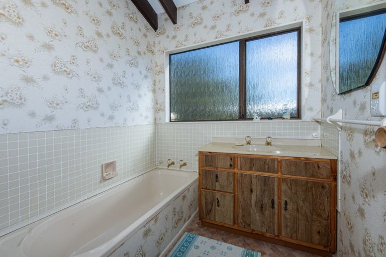 Photo of property in 3118 Russell Road, Punaruku, Hikurangi, 0184