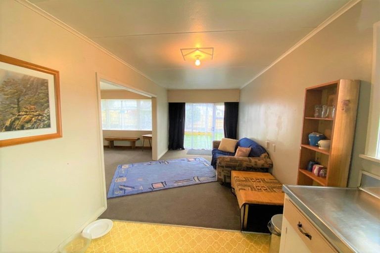 Photo of property in 2 Edinburgh Street, Dannevirke, 4930