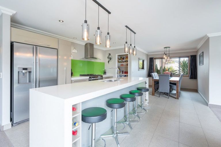 Photo of property in 25 Kitakita Grove, Motueka, 7120