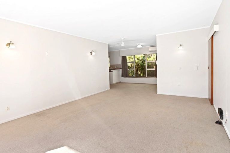 Photo of property in 41 Fairway Drive, Te Kamo, Whangarei, 0112
