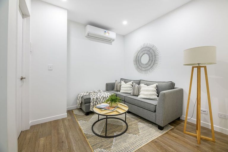 Photo of property in 49 Kewa Road, Albany Heights, Auckland, 0632