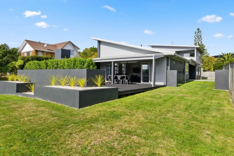 Photo of property in 19 Blackmore Drive, Lynmore, Rotorua, 3010