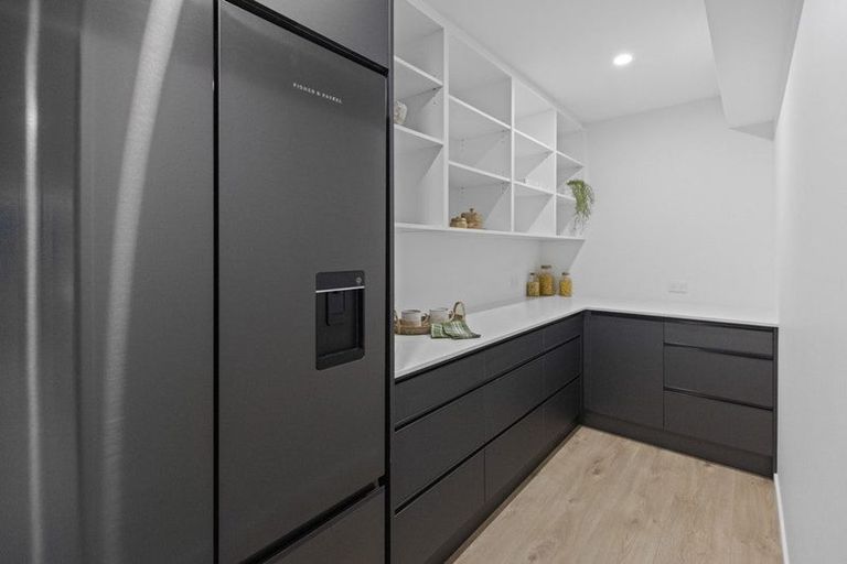 Photo of property in 1 Blue Jacket Drive, Halswell, Christchurch, 8025