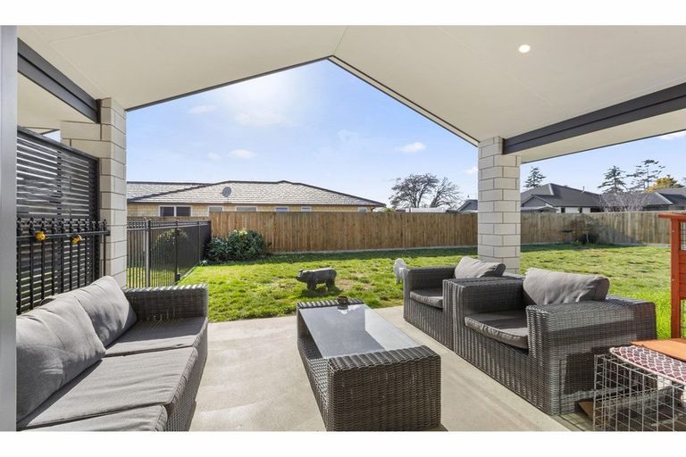 Photo of property in 4 Plescher Crescent, Leamington, Cambridge, 3432