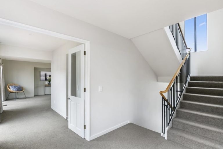 Photo of property in 47 Waverton Terrace, Churton Park, Wellington, 6037