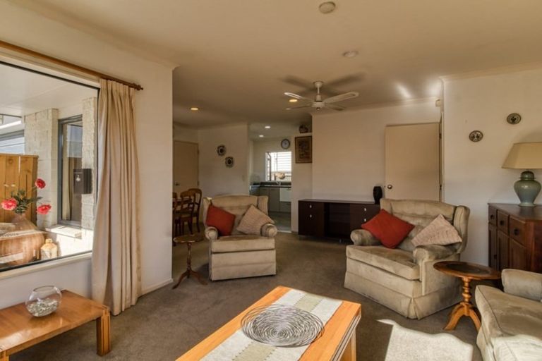 Photo of property in 304a Southampton Street West, Hastings, 4122