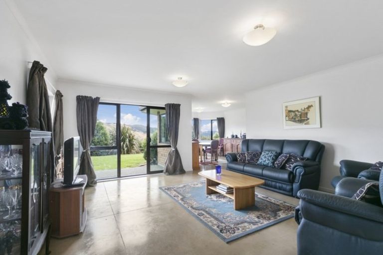 Photo of property in 91b Kakariki Way, Whitemans Valley, Upper Hutt, 5371