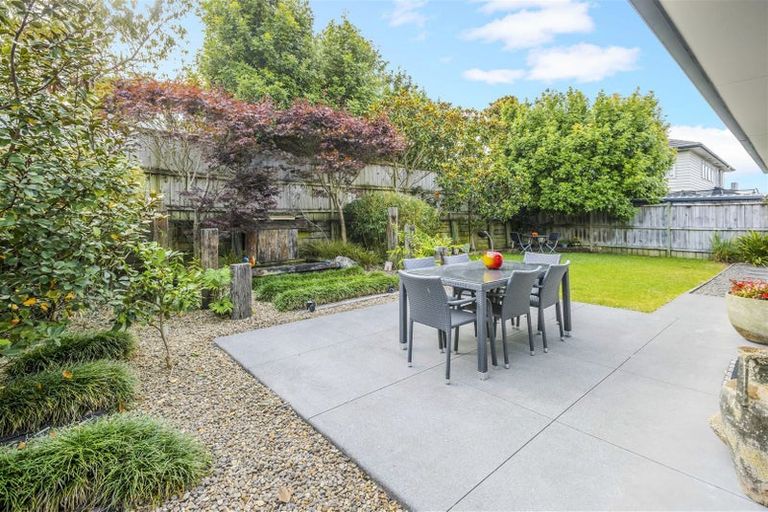 Photo of property in 48 Pickaberry Avenue, Karaka, Papakura, 2113