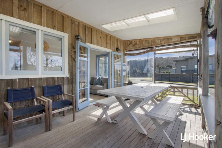 Photo of property in 9 Scarborough Road, Waihi Beach, 3611