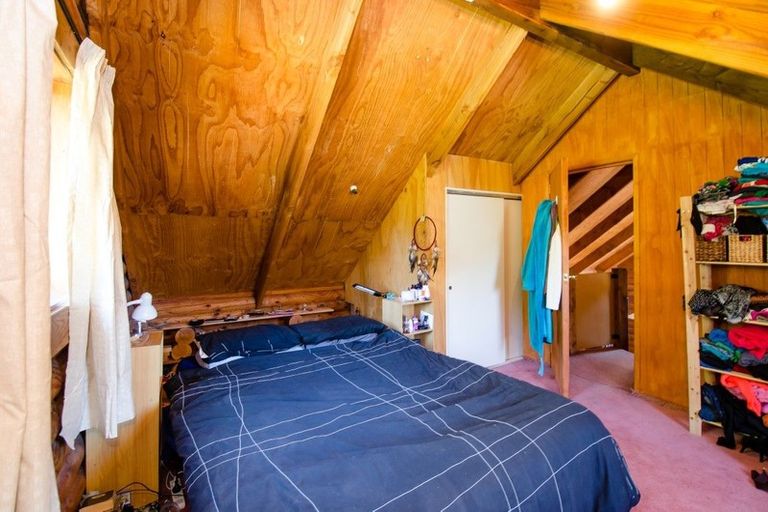 Photo of property in 16 Wye Place, Fernhill, Queenstown, 9300