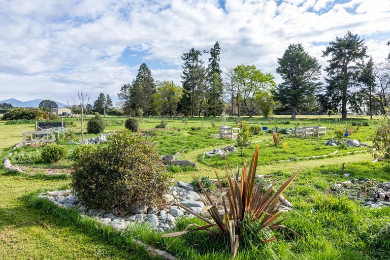 Photo of property in 24 Opuha Street, Orari, Geraldine, 7992