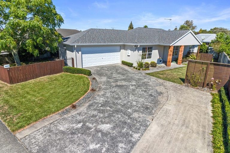 Photo of property in 14 Newfield Drive, Fairview Downs, Hamilton, 3214