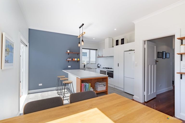 Photo of property in 43 Moa Street, Alicetown, Lower Hutt, 5010