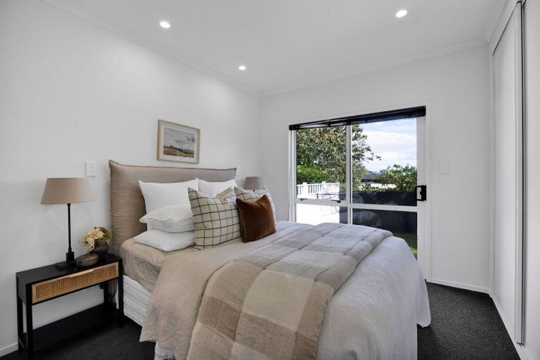 Photo of property in 308 Mangorei Road, Merrilands, New Plymouth, 4312