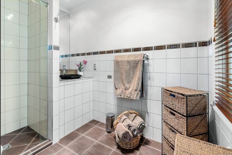 Photo of property in 46-48 Red Road, Red Hill, Papakura, 2110