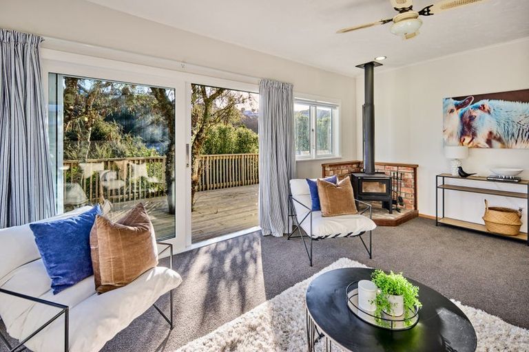 Photo of property in 48 Cluny Road, Plimmerton, Porirua, 5026