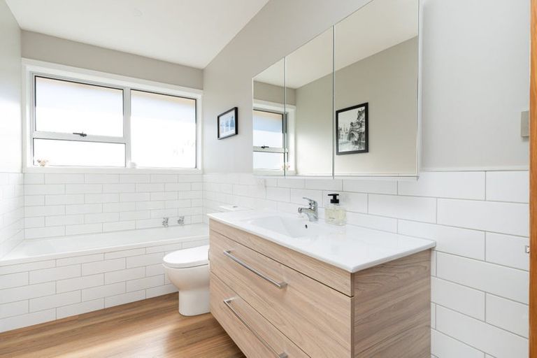 Photo of property in 261 Kennedys Bush Road, Kennedys Bush, Christchurch, 8025