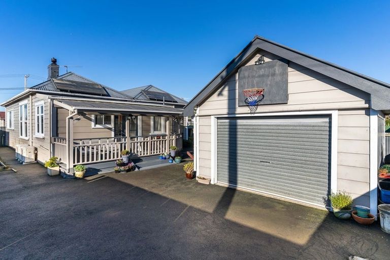 Photo of property in 196 Oxford Street, South Dunedin, Dunedin, 9012