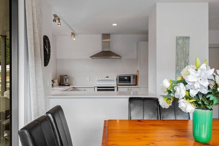 Photo of property in 379 Peninsula Road, Kelvin Heights, Queenstown, 9300