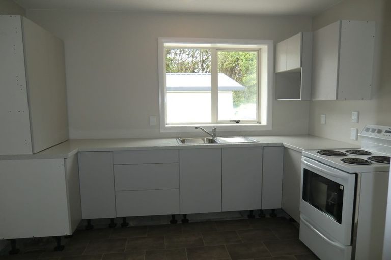 Photo of property in 1/70 Sawyers Arms Road, Northcote, Christchurch, 8052