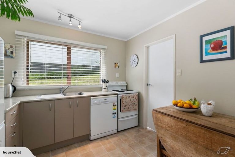 Photo of property in 32b Govind Grove, Ngaio, Wellington, 6035
