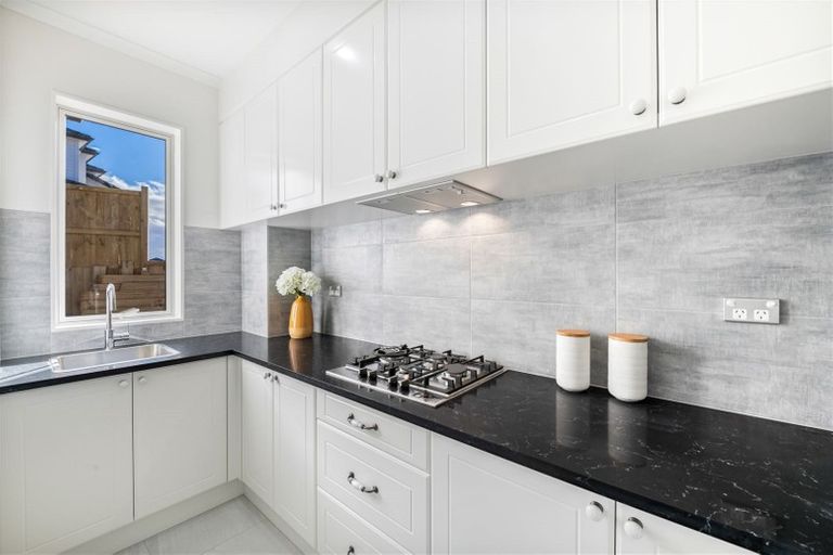 Photo of property in 50 Elevation Street, Flat Bush, Auckland, 2019