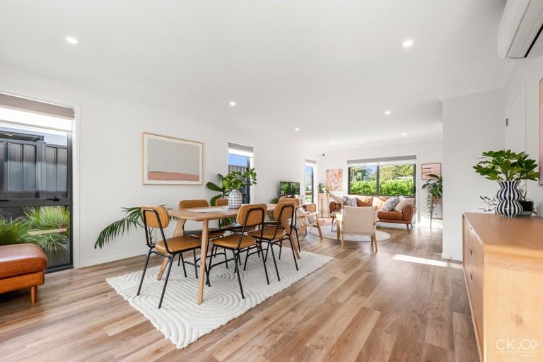 Photo of property in 9 Pattullo Crescent, Wallaceville, Upper Hutt, 5018