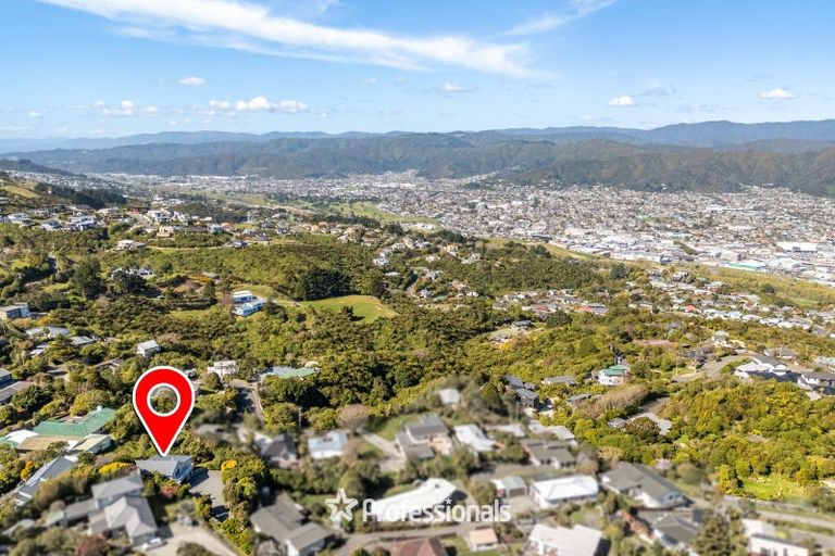 Photo of property in 13 Wilson Grove, Normandale, Lower Hutt, 5010