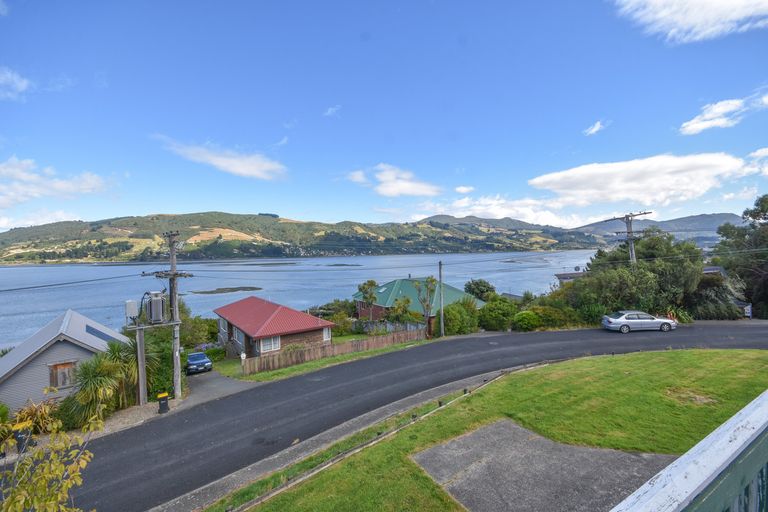 Photo of property in 19 Bayne Terrace, Macandrew Bay, Dunedin, 9014