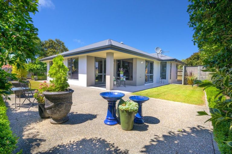 Photo of property in 10 Parkerfield Place, Motueka, 7120