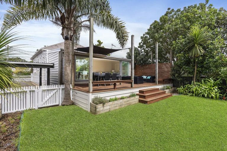 Photo of property in 4 Edenvale Crescent, Mount Eden, Auckland, 1024