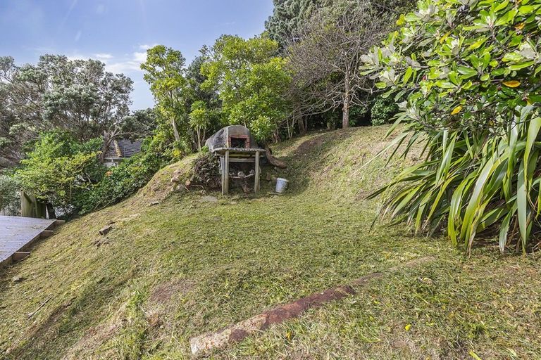 Photo of property in 24 Tannadyce Street, Strathmore Park, Wellington, 6022