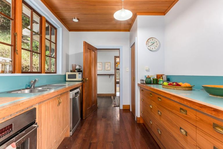 Photo of property in 455 Muritai Road, Eastbourne, Lower Hutt, 5013