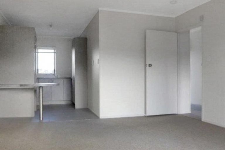 Photo of property in 10/773 Beach Road, Browns Bay, Auckland, 0630