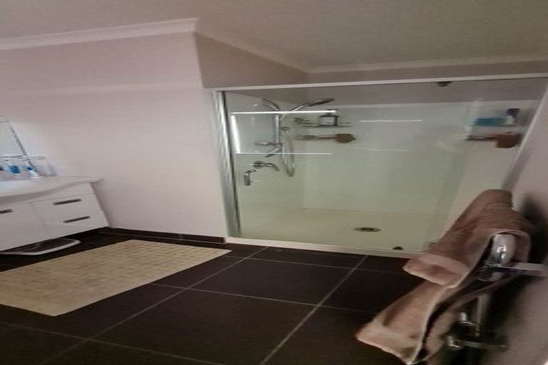 Photo of property in 22 Ranchod Terrace, Pukekohe, 2120