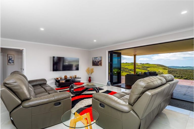 Photo of property in 870 Pungaere Road, Waipapa, 0295