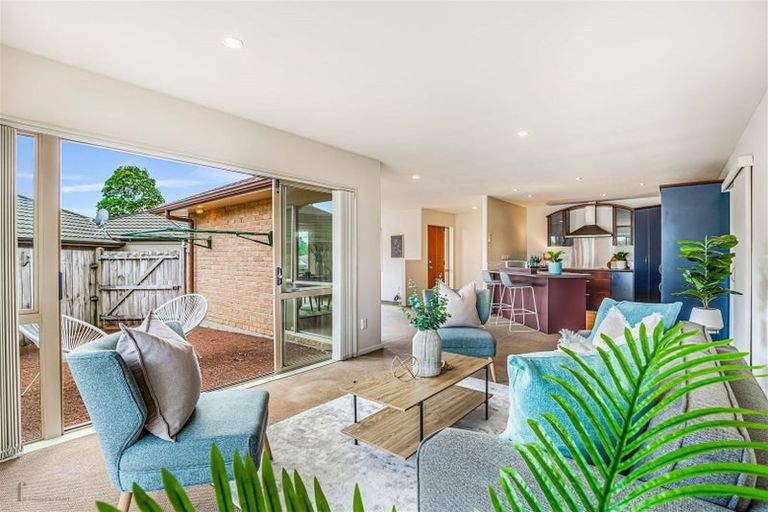 Photo of property in 15 Pyrite Street, Westgate, Auckland, 0614