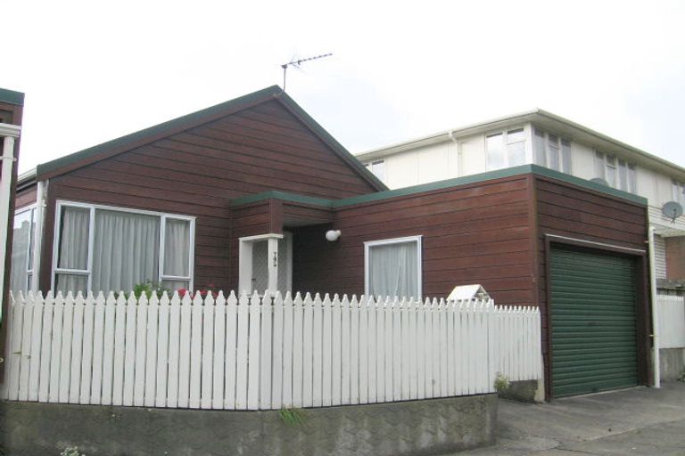 Photo of property in 1c Takatimu Way, Johnsonville, Wellington, 6037
