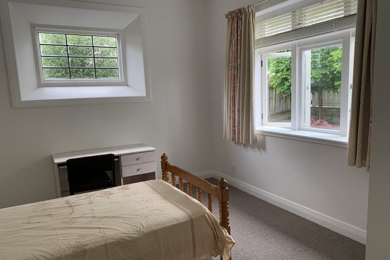 Photo of property in 130 Moxham Avenue, Hataitai, Wellington, 6021