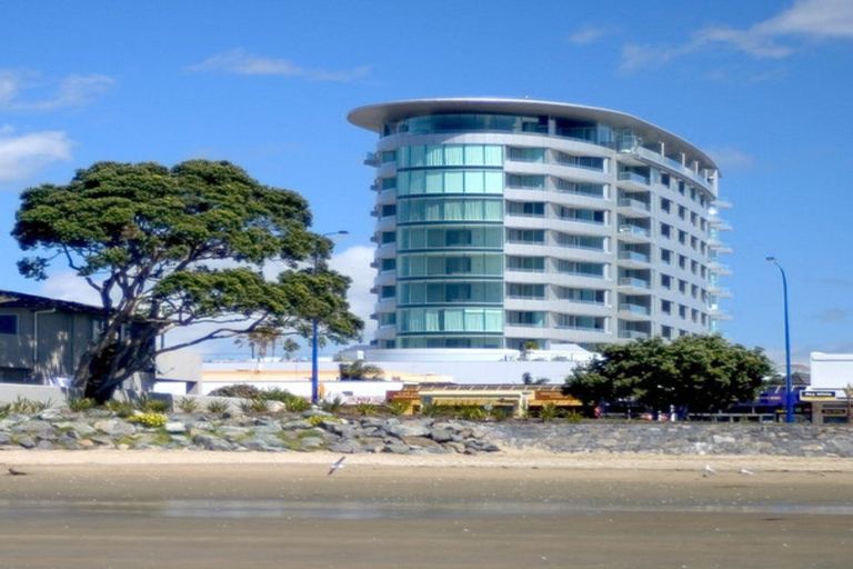 Photo of property in 712/11 Tamariki Avenue, Kelston, Auckland, 0602