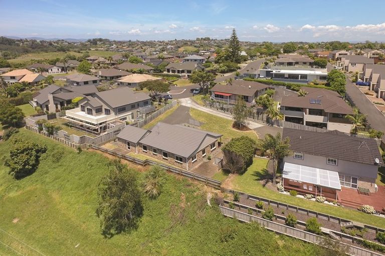 Photo of property in 35 Brodie Place, Bethlehem, Tauranga, 3110
