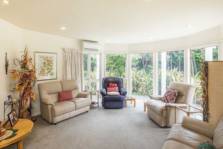 Photo of property in 165 Raumati Road, Raumati Beach, Paraparaumu, 5032