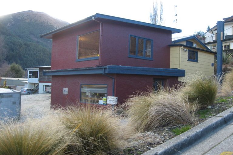 Photo of property in 4 Turner Street, Queenstown, 9300