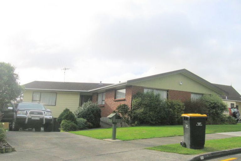 Photo of property in 11 Longitude Place, Whitby, Porirua, 5024